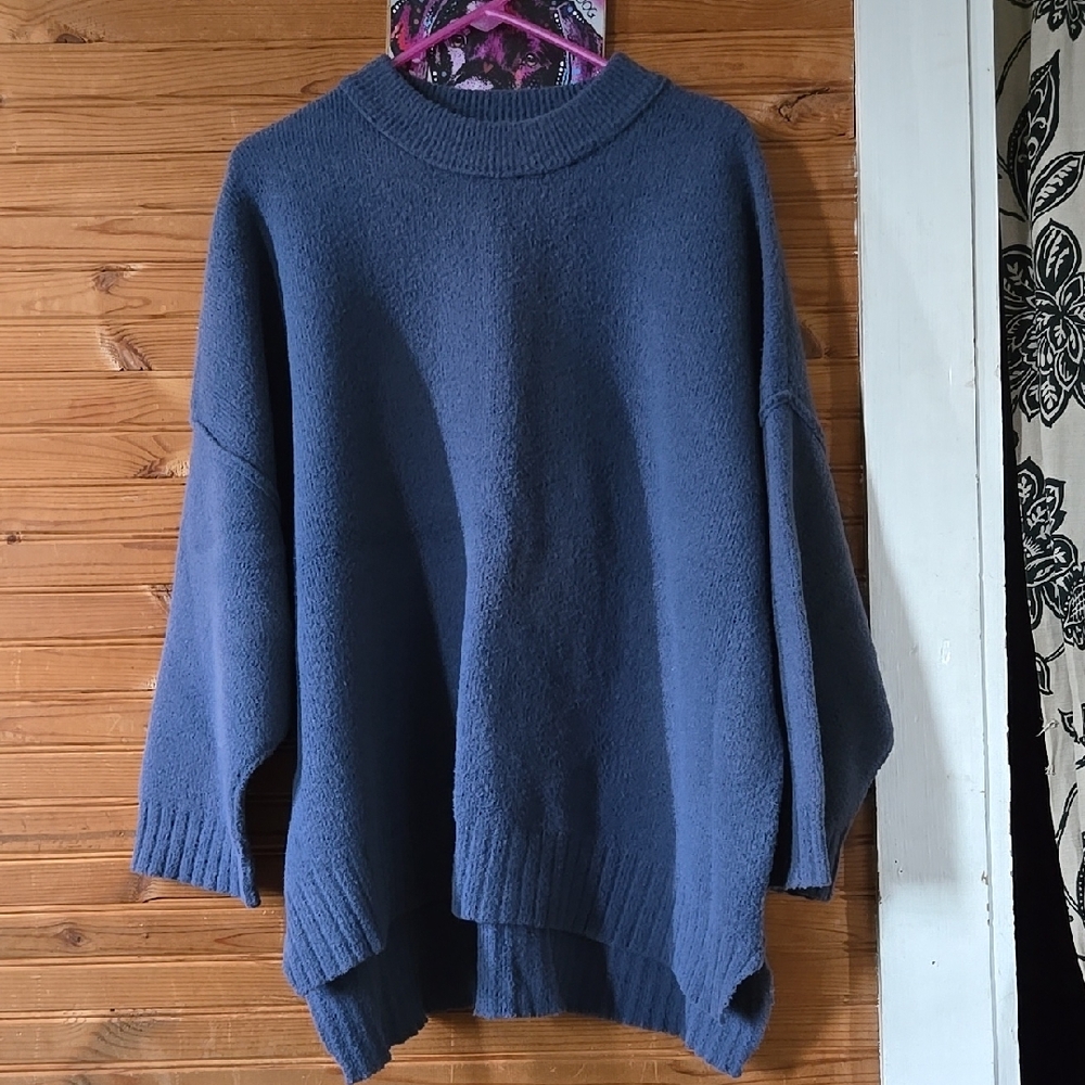 Women's Blue Sweater
